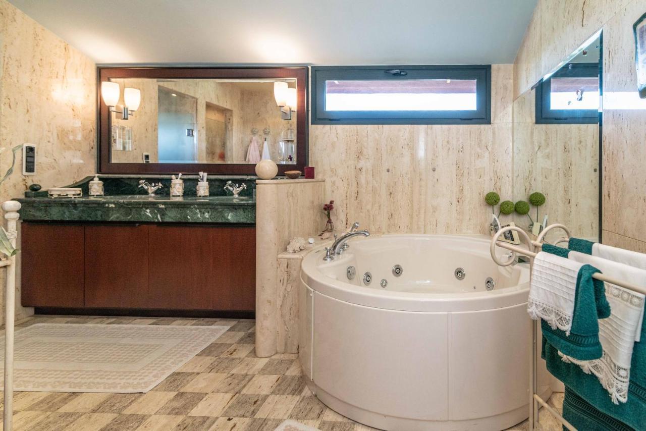 Villa Olivar - 5 Bdr Dream Pool/jacuzzi/golf/bbq *