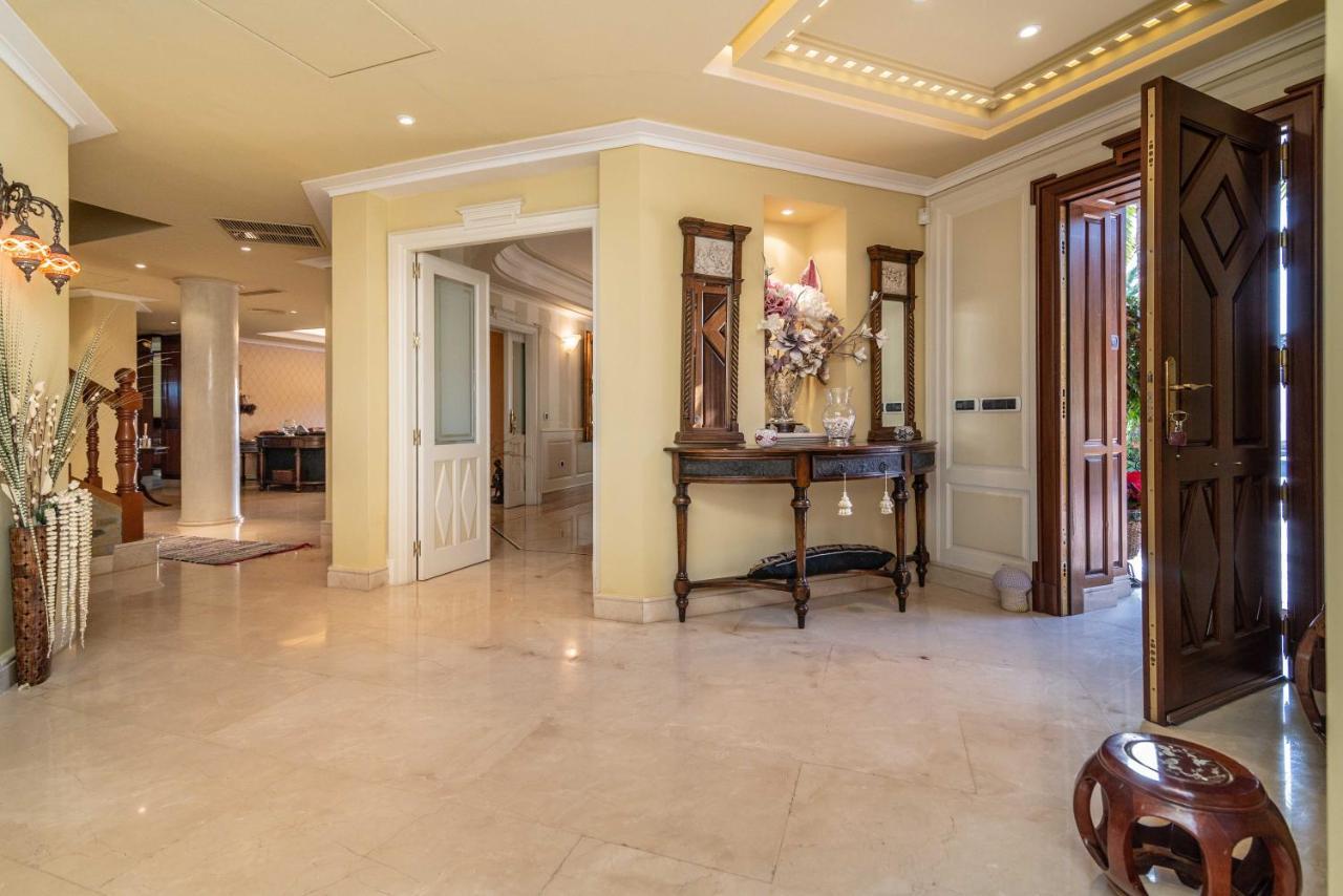 Olivar - 5 Bdr Dream Pool/jacuzzi/golf/bbq *